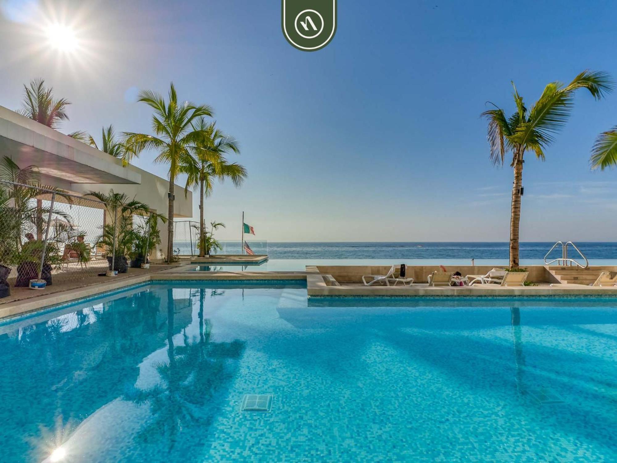 Stunning Oceanfront Condo - Pools - Beach Club Puerto Vallarta Exteriér fotografie